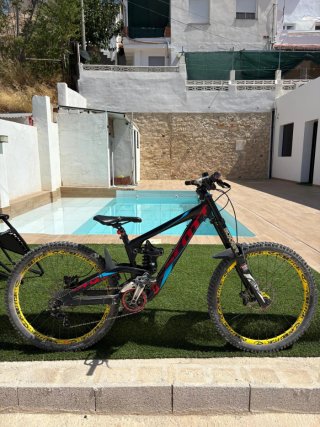 Bicicleta Scott DH