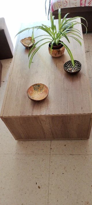 Mesa baja salón madera y cerámica
