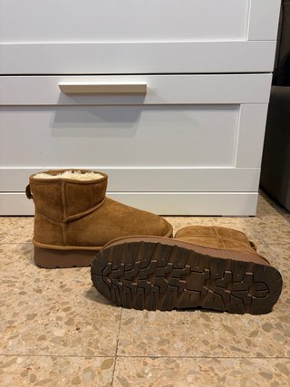 Botas tipo UGG mini plataforma marrones