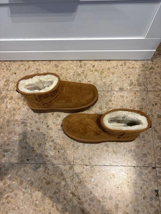 Botas tipo UGG mini plataforma marrones