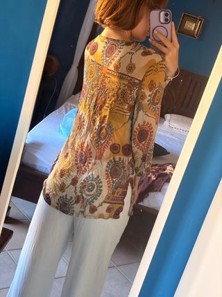 Maglia etnica vintage con pietre