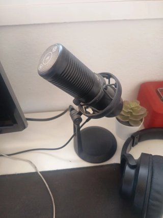 Ratón Logitech  Cascos inalámbrico  Micrófono  Cam