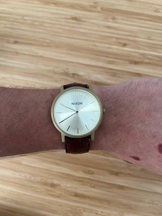 Reloj Nixon The Arrow Piel Dorado Full Set