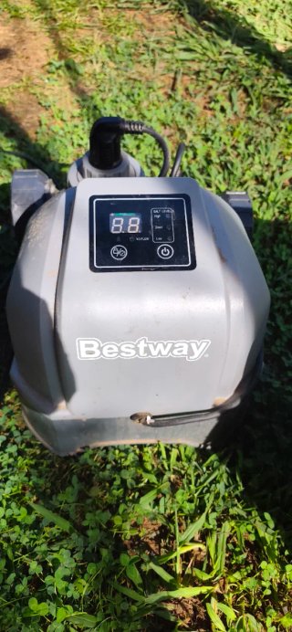 Depuradora Arena y Clorador Bestway