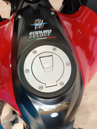 MV Agusta Enduro Veloce
