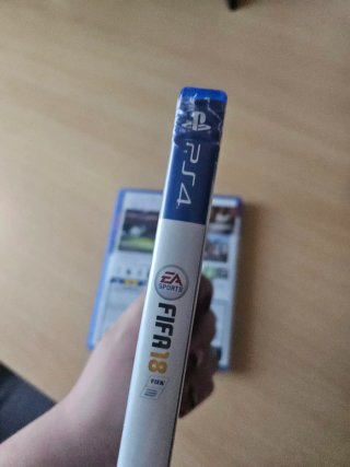 Pack 2 Juegos PS4: FIFA 21 y FIFA 18
