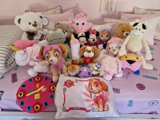 21 Peluches variados
