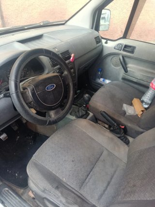 Ford Tourneo Connect 2004