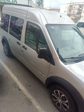 Ford Tourneo Connect 2004