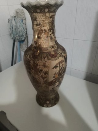 Jarrón porcelana estilo Satsuma precio negociable