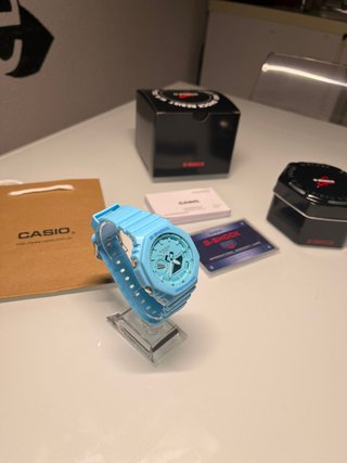 Reloj Casio G-Shock GA-2100 Azul Cielo