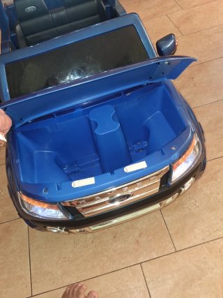 Coche de batería Ford Ranger para niños