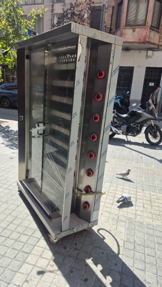 Asador de pollos profesional