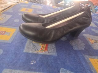 Zapatos salón negros Pitillos