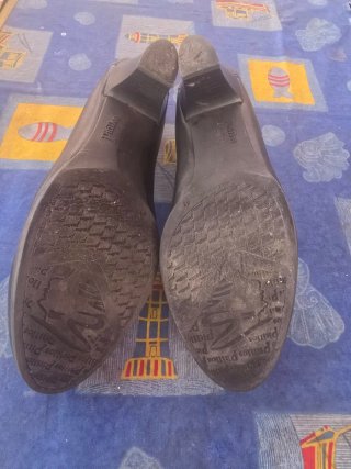 Zapatos salón negros Pitillos