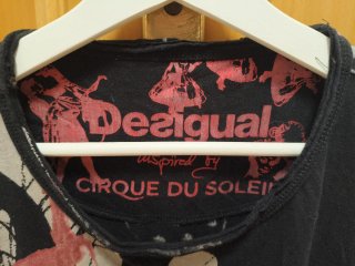 Camiseta Desigual Negra Multicolor