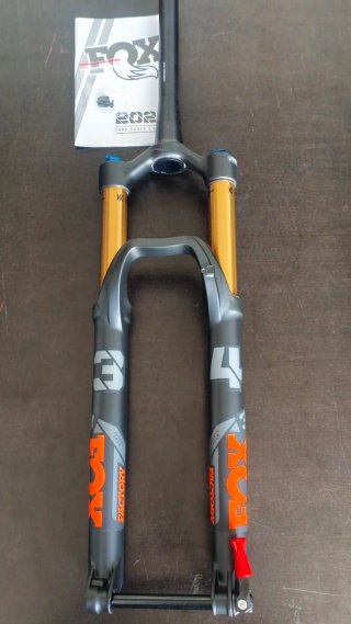 🆕Horquilla FOX 34 Factory 29 140mm FIT4