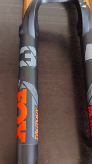 🆕Horquilla FOX 34 Factory 29 140mm FIT4