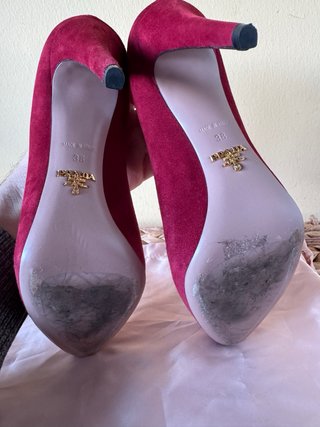 Zapatos de salón PRADA en ante granate