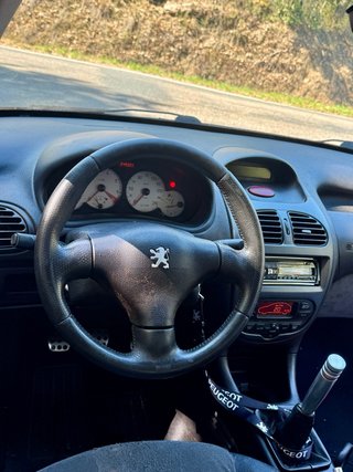 Peugeot 206 GTI  2.0 16v