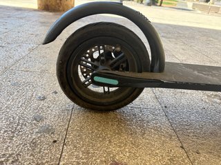 Patinete Eléctrico Cecotec Bongo