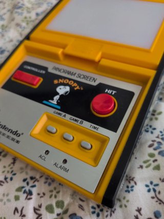 Nintendo Snoopy Panorama Game & Watch