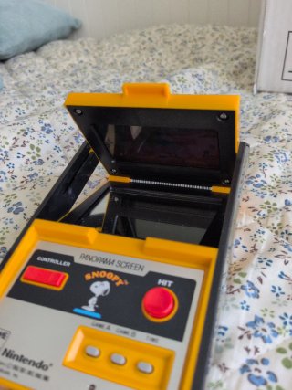 Nintendo Snoopy Panorama Game & Watch