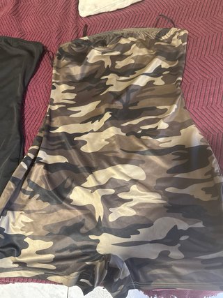 Bodys de color negro y militar