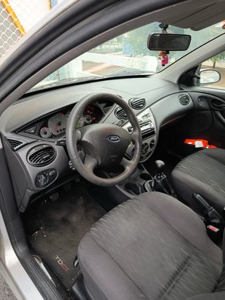 🚗 Ford Focus 1.8 TDCi – Diésel  ¡URGE VENTA!