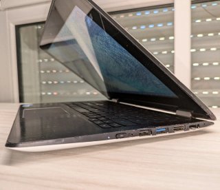 Lenovo Yoga 300-11IBY