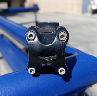 Manillar MTB WAKE 31.8mm 780mm