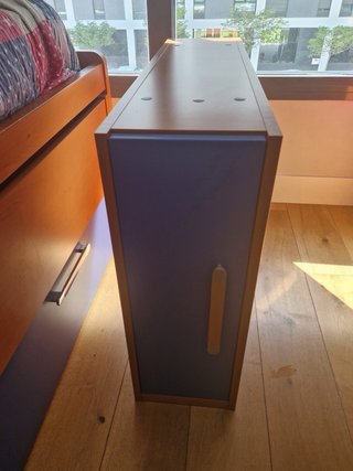 Escritorio, cajonera y arcón de habitacion juvenil