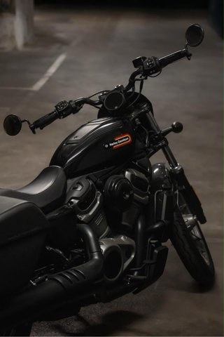 Harley Davidson Nightster Negra