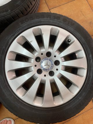 4 LLANTAS MERCEDES ORIGINALES 16” + NEUMÁTICOS 205