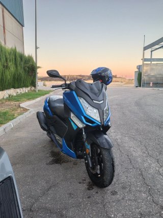 Goes 125 GT Sport Scooter Azul/Negro