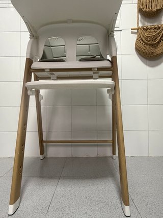 Trona bebé BabyGO blanca y madera