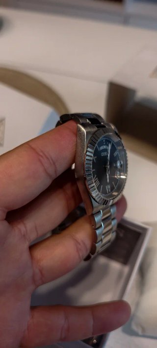 Reloj Guess Connoisseur