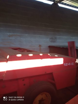 Empacadora Massey Ferguson 124-E