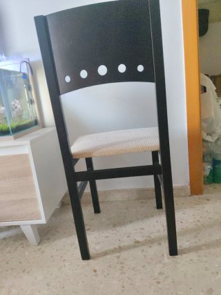 Silla de salón tela y madera