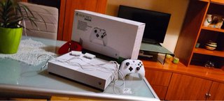 Xbox One S All Digital Bianca