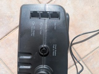 SAI APC Back-UPS ES 700
