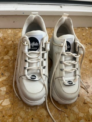 Buffalo London Plataforma Blancas Talla 39