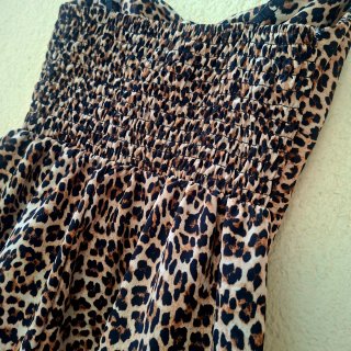 Vestido animal print. Talla S