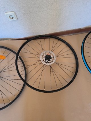 3 Llantas Shimano RS171