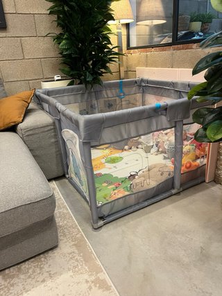 Parque infantil de juego para bebés