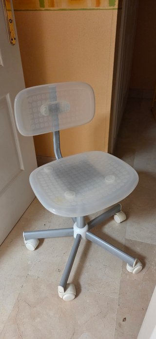 Silla de escritorio moderna