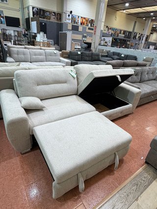 Sofá Cama Beige con Arcón