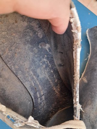 Zapatos deportivos antiguos cuero hechos a mano.