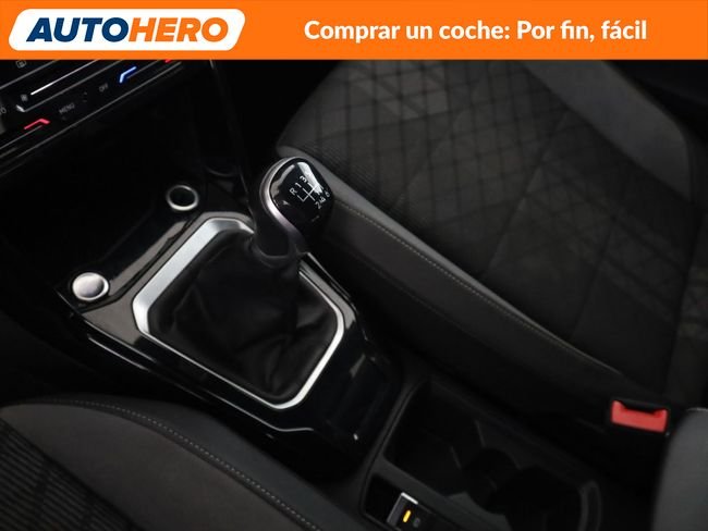 Volkswagen T-Roc 2022, foto 30