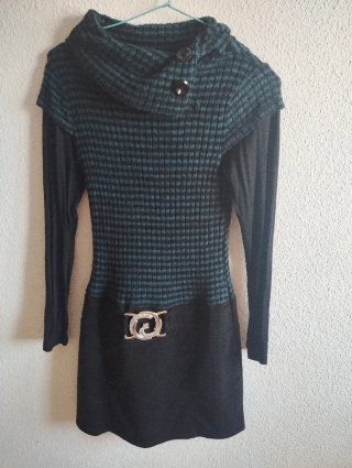 Vestido con cinturón plateado - Sin estrenar